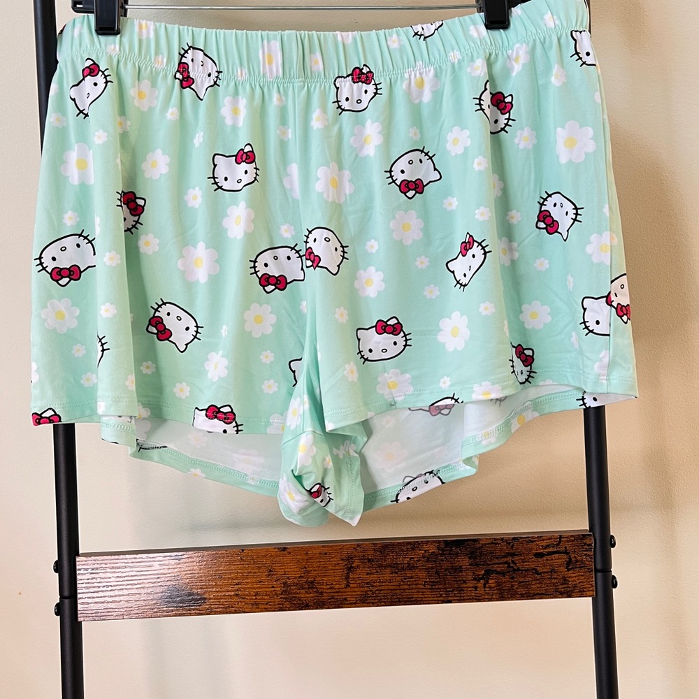 Hello Kitty Pajama Set - Size Large - image 4